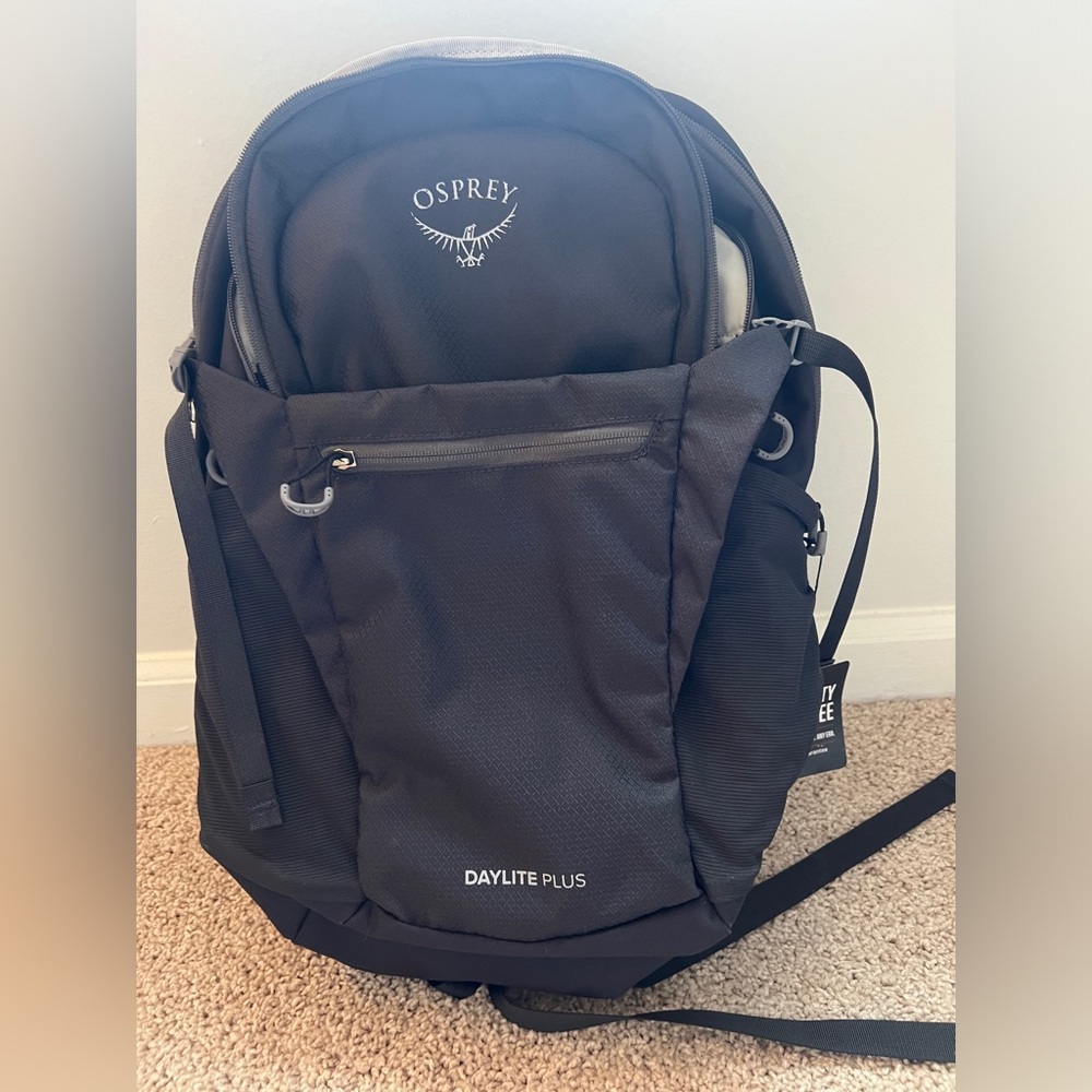 NWT - Osprey daylight plus Daytrip hiking backpack